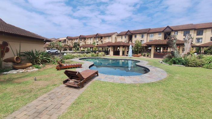 For Sale: Apartment in Shelly Beach with pool, tennis court, and sea views.