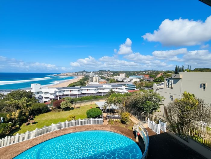 Spacious 2-bedroom apartment with pool, games room in Manaba Beach, For Sale.