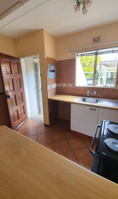 Meyersdal Apartment For Sale: 2 beds, pool access, near schools and shopping.