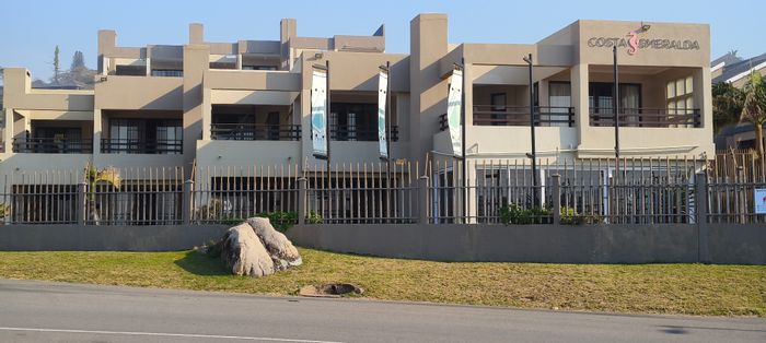 For Sale: 3-bedroom apartment in Beacon Rocks with pool, beach access, and security.