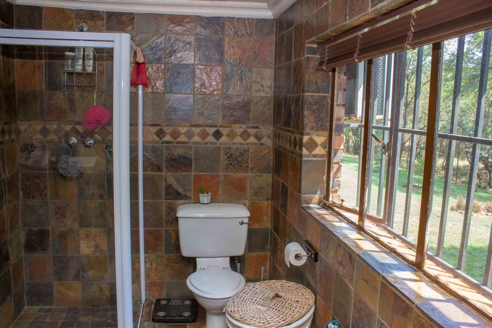 Main bathroom