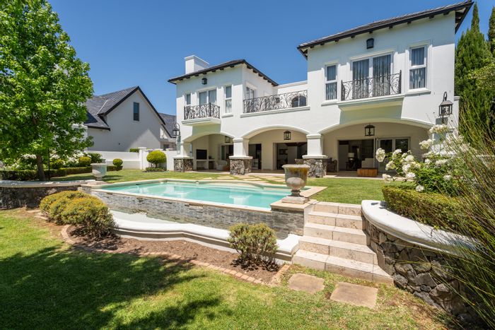 For Sale: House in Val De Vie Estate with lake views, pool, and home office.