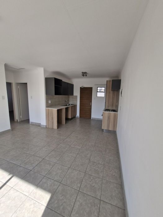 2-Bedroom Apartment To Rent in Esther Park with Pool, Clubhouse, and Balcony.