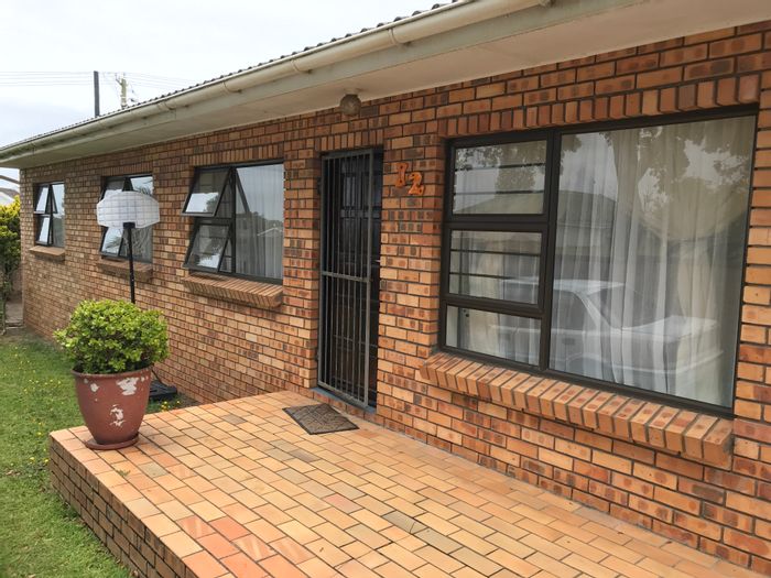 To Rent: House in Greenfields with 3 bedrooms, double garage, and braai area.