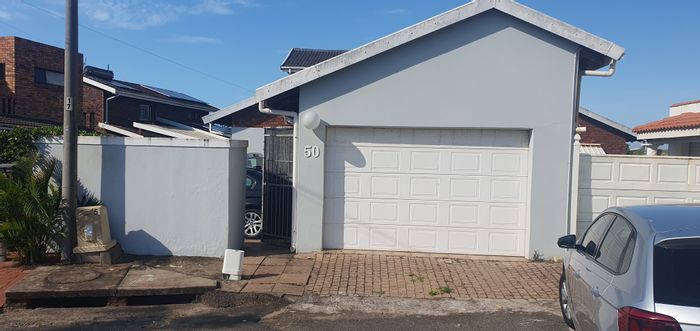 Bluff House For Sale: Ocean views, spacious layout, two granny flats, ample parking.