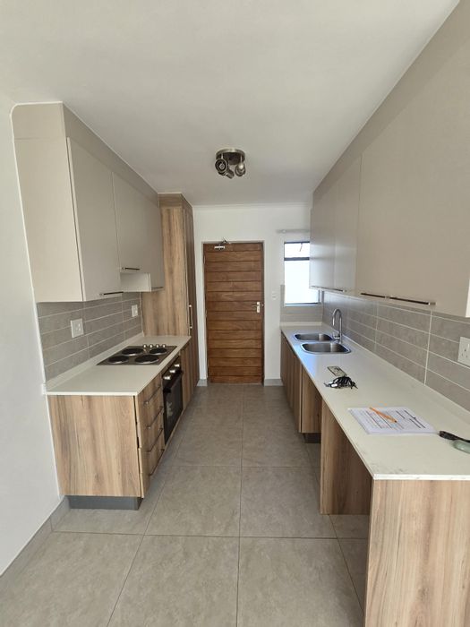 2 Bed Apartment To Rent in Irene, near amenities and schools, secure complex.