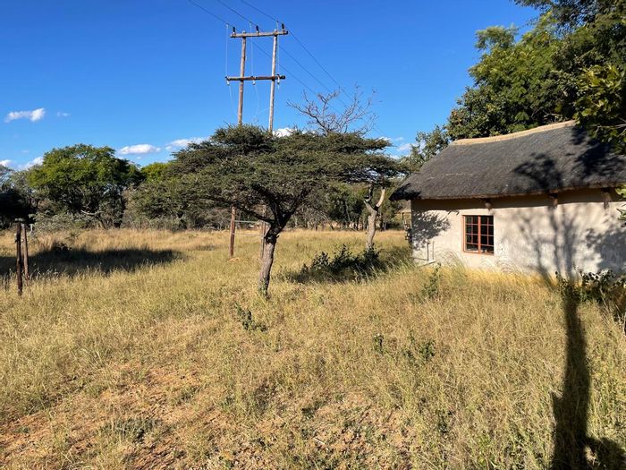 Vaalwater Central Farm For Sale: 46.1 ha, wildlife-rich, private retreat with dam.