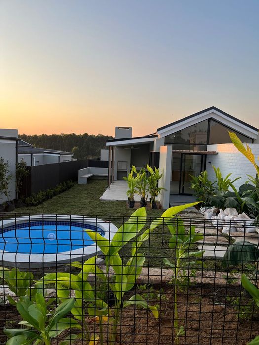 For Sale: 4-Bedroom House in Elaleni Coastal Forest Estate with pool and clubhouse access.