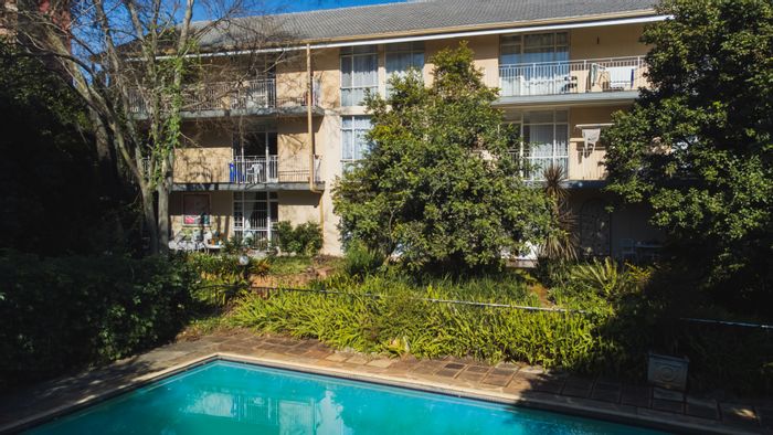 3-Bedroom Apartment in Lynnwood Glen with Pool, Parking, and Secure Complex - For Sale