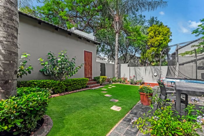 Witkoppen Cluster To Rent: 3 beds, garden, double garage, 24-hour security.