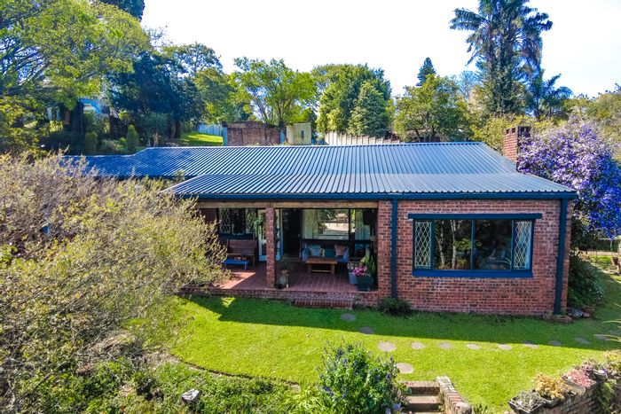 Wembley House For Sale: 4 bedrooms, pool, cottage, large garden, ample parking.