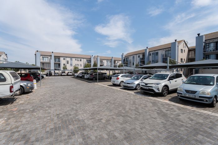 For Sale: Apartment in Buh Rein Estate with patio, braai, and parking bay.