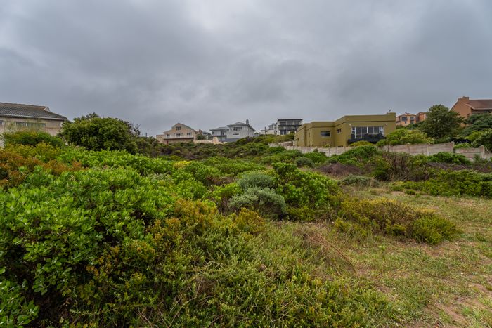 Vacant Land Residential For Sale in Struisbaai Central - 841 sqm, sea views.