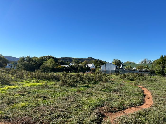 For Sale: Vacant Land Residential in McGregor Central, 2316 m² with mountain views.