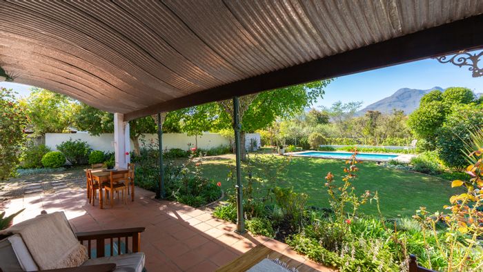 For Sale: Spacious Greyton house with pool, garden, and separate flat.