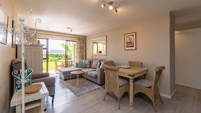 For Sale: 2-Bedroom Apartment in Plettenberg Bay Central with Pool and Garden Access.