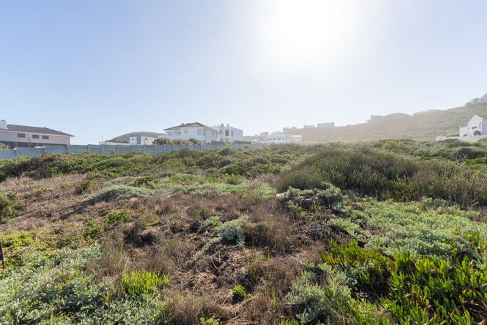 Vacant Residential Land for Sale in Yzerfontein Central, 807m² near beach amenities.