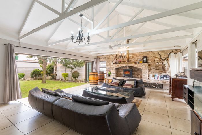 For Sale: Spacious 4-Bedroom House in Rouxville with Braai Room and 3 Garages.