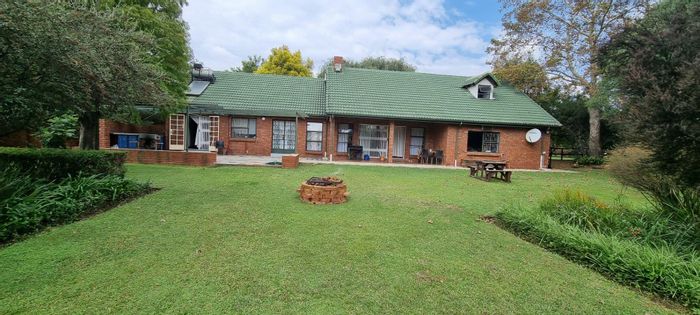 Benoni AH House For Sale: 3 beds, flatlet, warehouse, double garage, spacious yard.