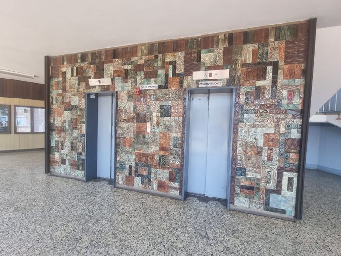 2-Bedroom Flat For Sale in Arcon Park with Garage and Private Balcony.