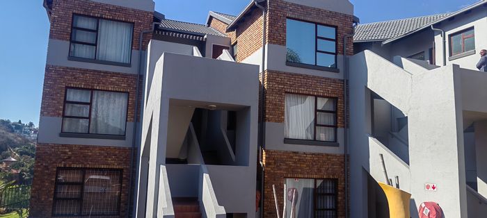 Bassonia Apartment For Sale: 2 beds, balcony views, 24-hour security, near amenities.