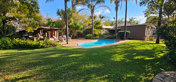 Welgelegen House For Sale: 4 bedrooms, pool, double garage, spacious living areas.