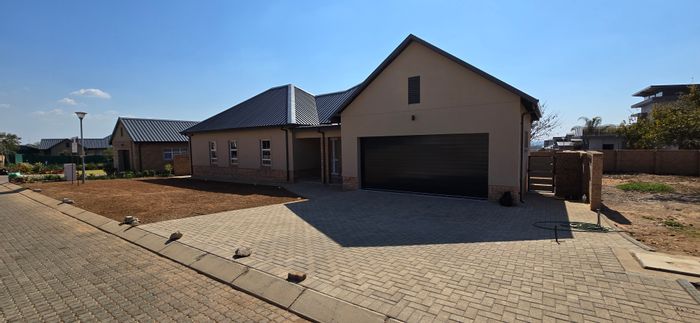 For Sale: House in The Aloes Lifestyle Estate with 2 beds, garage, and patio.