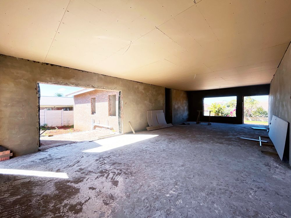 Dining and Lounge Areas