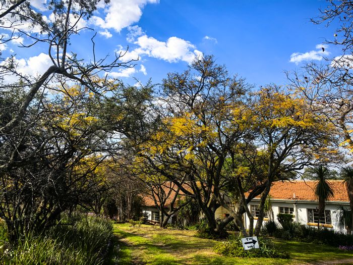 Vacant Land Residential For Sale in North Riding AH, 8569m² with development potential.
