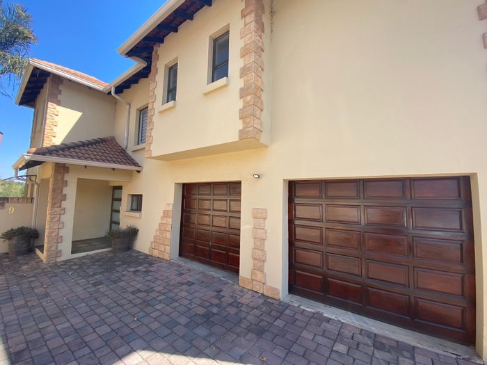 For Sale: Glen Erasmia House with pool, study, and double garage.