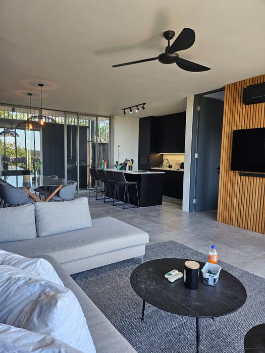 Dunkirk Estate Apartment For Sale: 2 beds, gym, pool, beach club access.