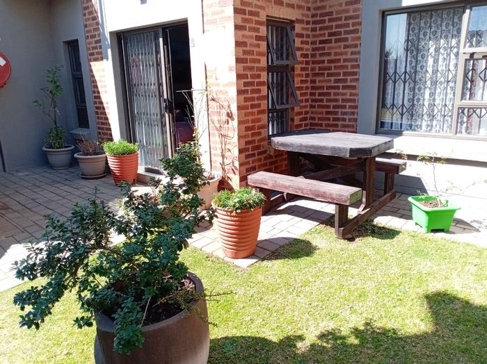 For Sale: 2-Bedroom Apartment in Terra Nova with Private Garden and Secure Parking.