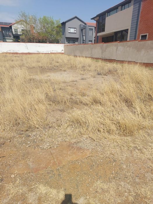 Vacant Land Residential For Sale in Wild Olive Estate - 832m2, prime location, secure community.