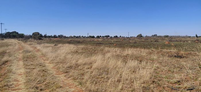 9.5ha Vacant Land in Doornkuil AH for Sale, ideal for development opportunities.