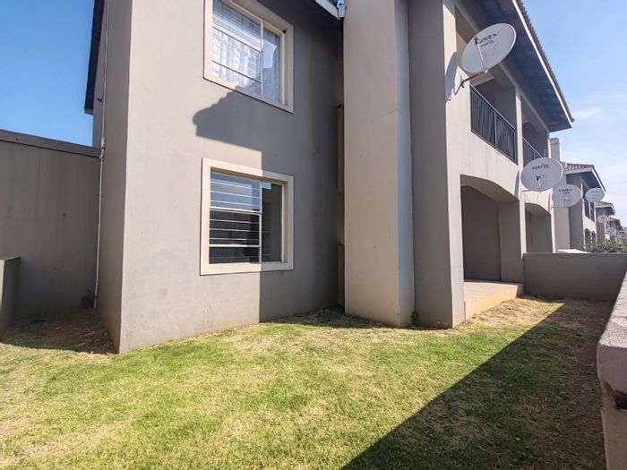 For Sale: 2-Bedroom Apartment in Brenthurst with patio, braai, and carport.