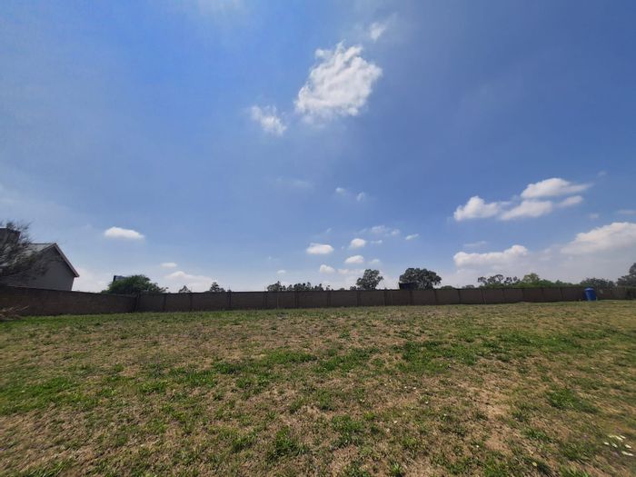 Vacant Land for Sale in Riverspray Lifestyle Estate: River access, boat launch, amenities.