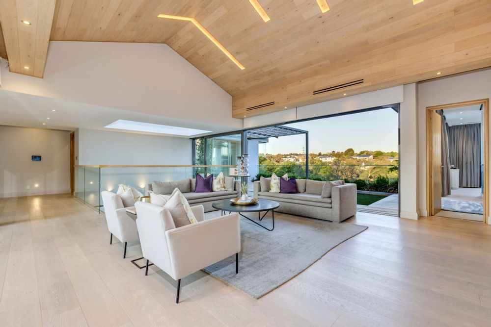 Pyjama lounge with doors to deck