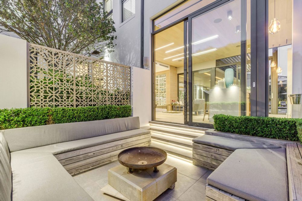 Fire pit outside bar / wine room