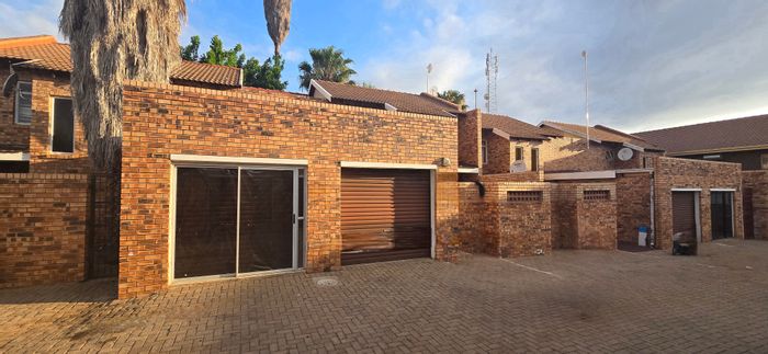 3-Bedroom Townhouse For Sale in Polokwane Central with secure living and amenities.