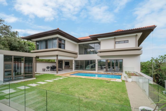 Zimbali House For Sale: 5 bedrooms, pool, golf course views, double garages.