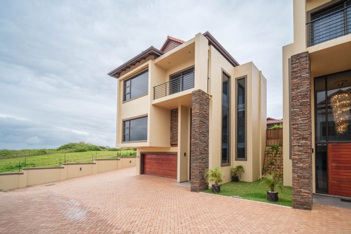 Izinga Ridge Townhouse For Sale: Gated estate, 24-hour security, premium finishes.