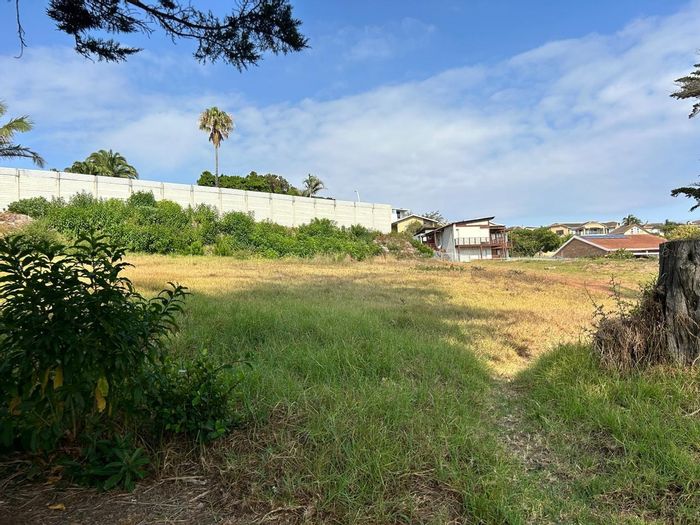 Vacant Land Residential in Wavecrest For Sale: 906m² near beach and amenities.