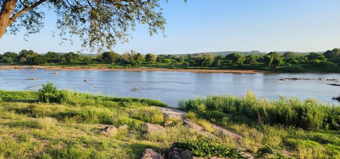 Farm for Sale in Musina Central: Game-fenced, river views, wildlife potential.