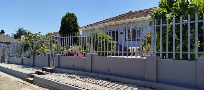For Sale: Spacious 4-Bed House in Van Riebeeck Hoogte with Braai Area and Double Garage.