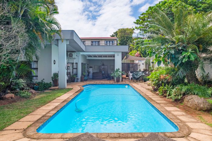 For Sale: Spacious 5-bedroom house in Ballito Central with pool and flatlet.