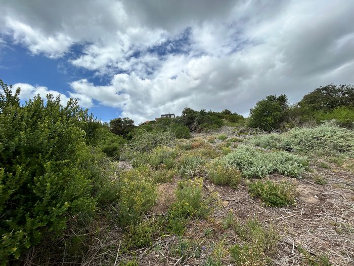 Vacant Land Residential For Sale in Paradise Beach - 725sqm near beaches and amenities.