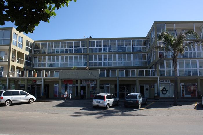 For Sale: 116sqm Apartment in Jeffreys Bay Central with balcony, secure parking, and amenities.