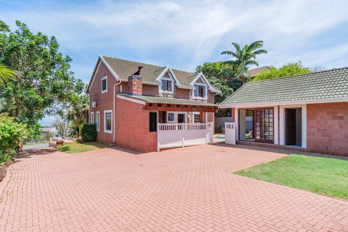 For Sale: House in Ballito Central with pool, flatlet, and sea views.