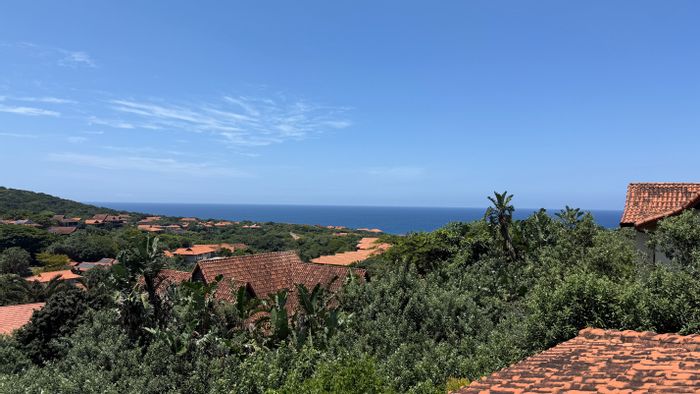 Zimbali House For Sale: 4 bedrooms, pool, office, double garage, golf cart garage.