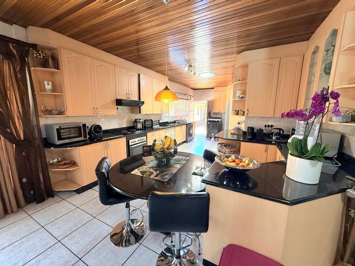 For Sale: Spacious Three Rivers East house with pool, entertainment area, and 4 garages.